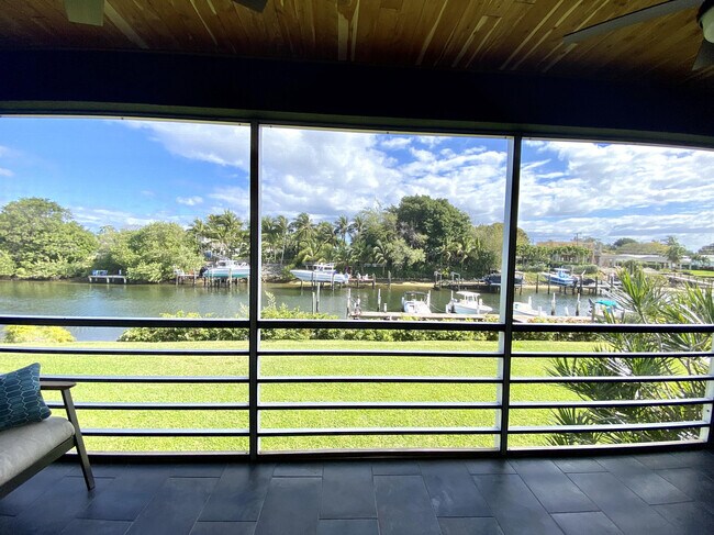 Foto del edificio - 342 Southwind Dr