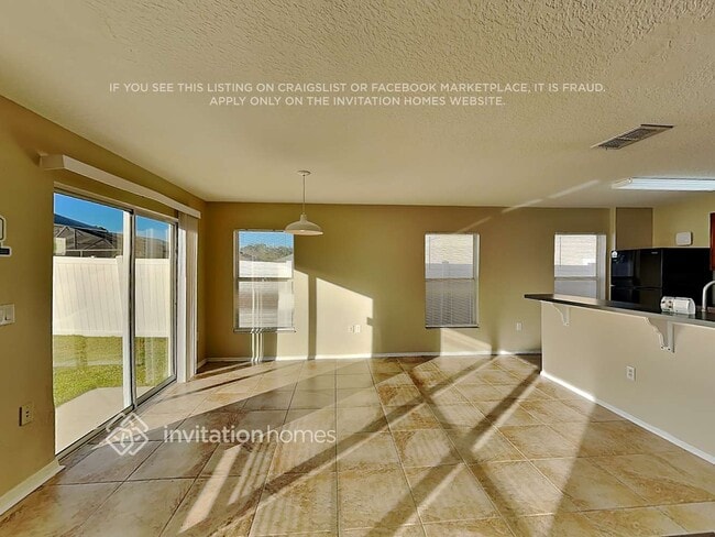 Building Photo - 3011 Yarrow Ln