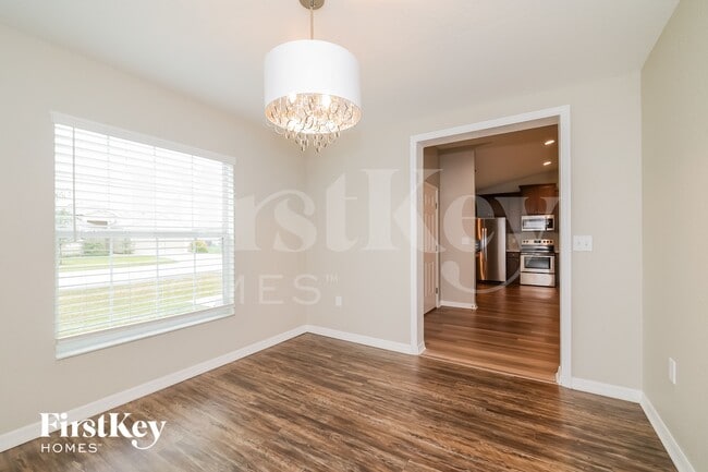 Building Photo - 109 Solis Dr