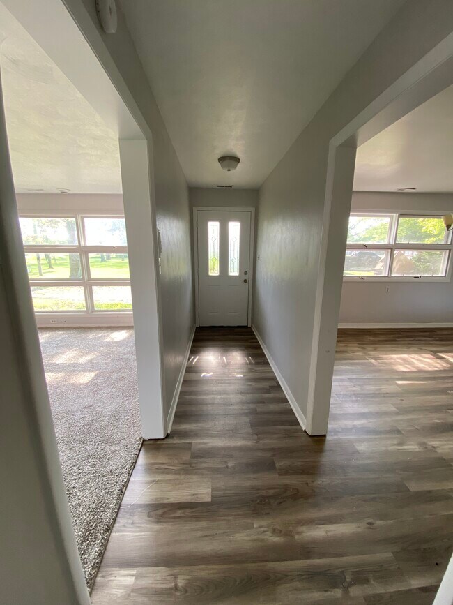 130 E Hoover Dr, Fort Wayne, IN 46816 House Rental in Fort Wayne, IN