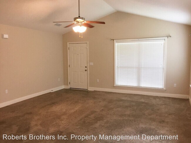 Foto del edificio - 3 br, 2 bath House - 119 Southwark Ave