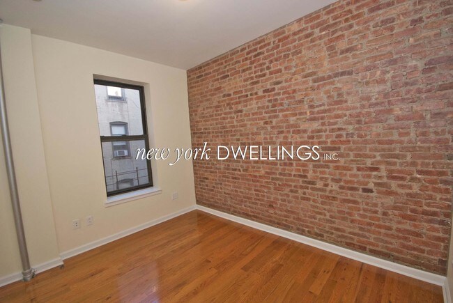 Building Photo - 58 Church Avenue