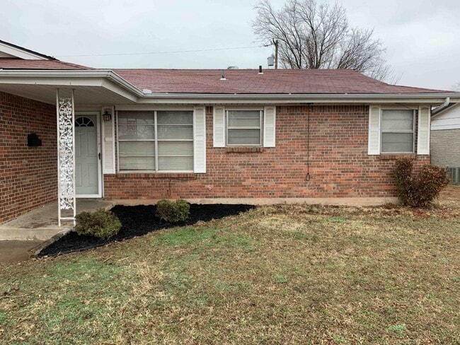 Photo - 3 bedroom home for rent in SW OKC,  - granite counter-tops! new stainless gas range and new dishw...