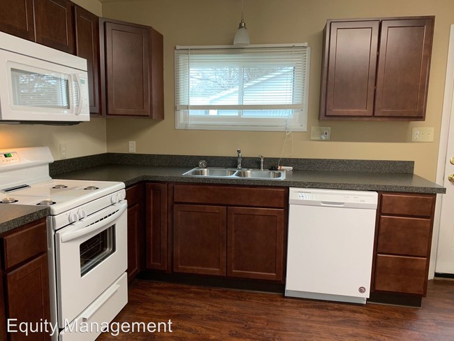 Foto del edificio - 5 br, 2 bath House - 4222 Woodmere Dr
