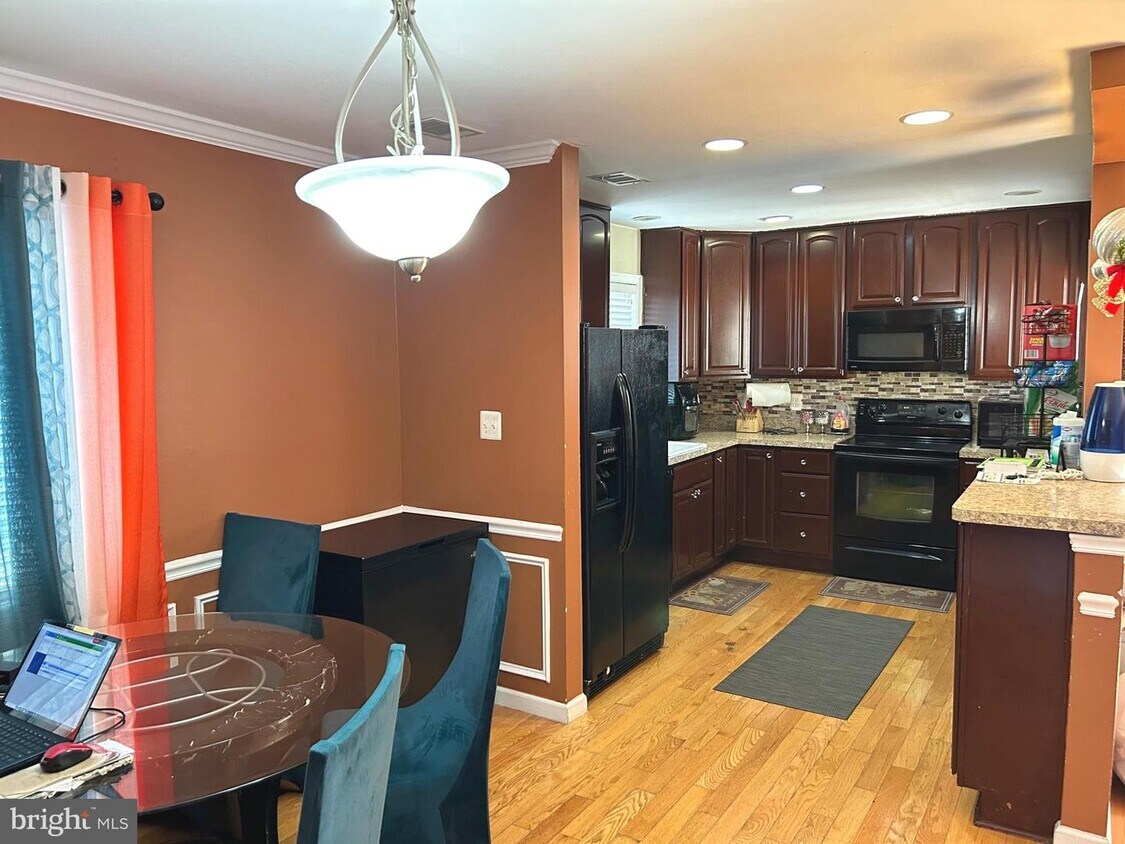 8406 Huerta Ct, Alexandria, VA 22309 House Rental in Alexandria, VA