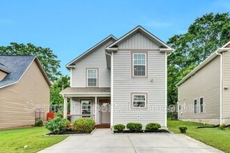 Building Photo - 121 Crown Ct