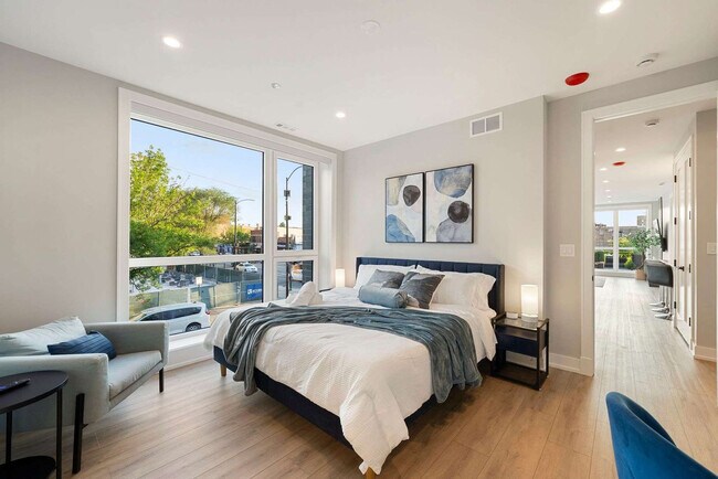 Foto del edificio - 2344 W Polk St