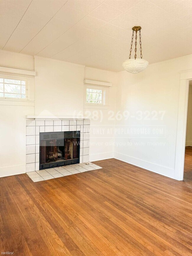 Building Photo - 2 br, 1.5 bath House - 4011 Mississippi St...