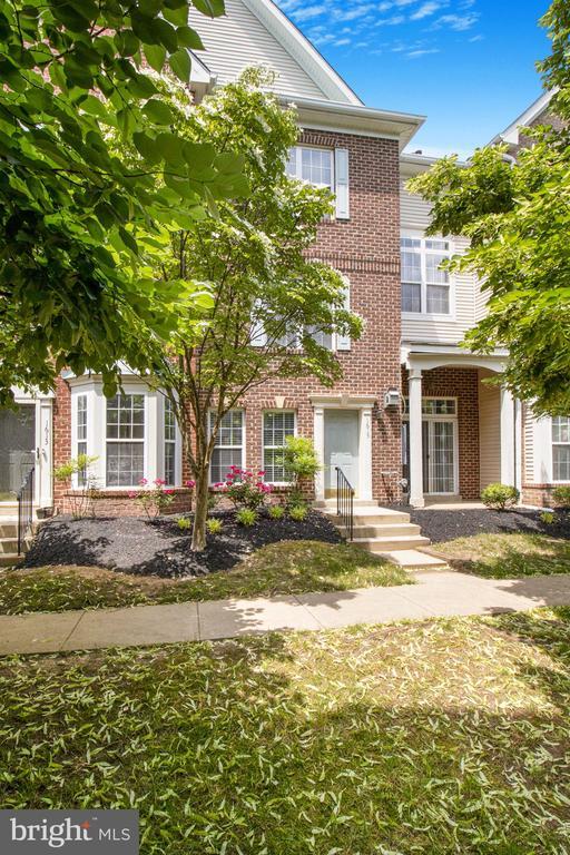 1615 Post Oak Dr, Bowie, MD 20721 Townhome Rentals in Bowie MD