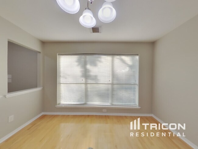 Foto del edificio - 5814 Kelly Mill Ln