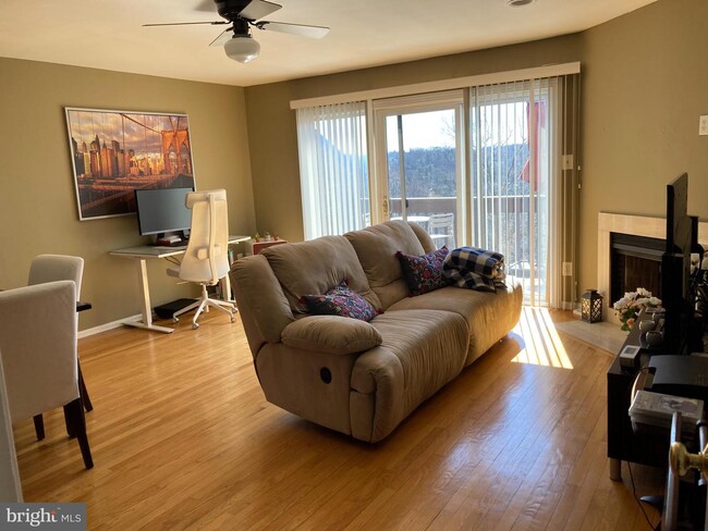 Building Photo - 111 Timothy Cir