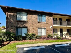Building Photo - 1515 Huntington Ln