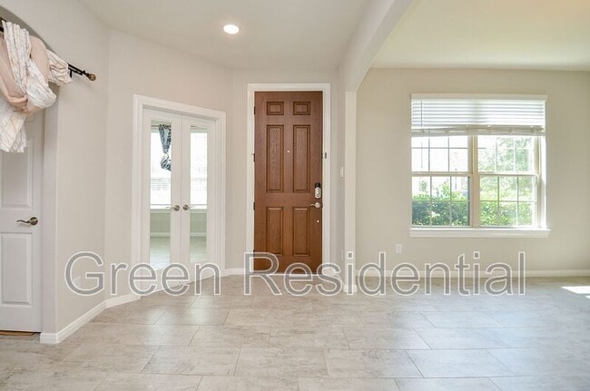 Building Photo - 24918 Meadowthorn Crest Ln