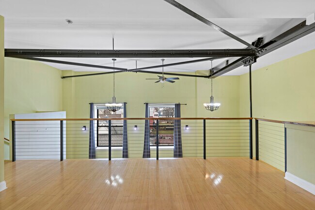 Building Photo - 59-63 W 30th St
