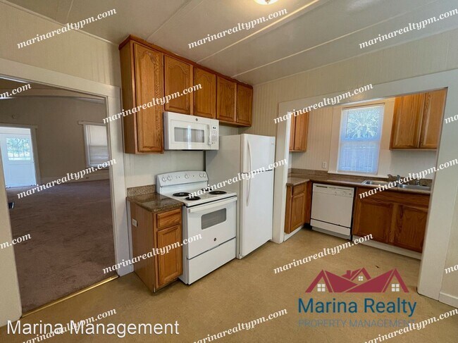 Building Photo - 2 br, 1 bath House - 503 SONOMA BLVD. 503 ...