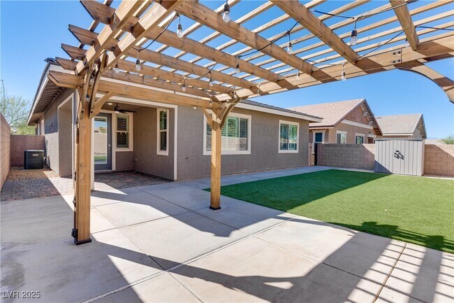 Foto del edificio - 420 Al Coda Pl