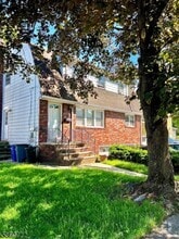 Building Photo - 11 Pilgrim Ct