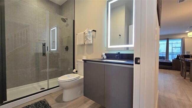 Foto del edificio - 17340 Blessing Dr