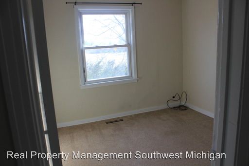 Building Photo - 1263 Hillandale Rd