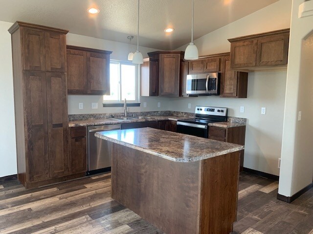 Building Photo - 5446 Crystal Mountain St