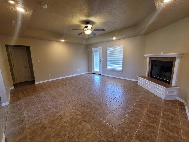 Building Photo - 4520 Sandstone Dr