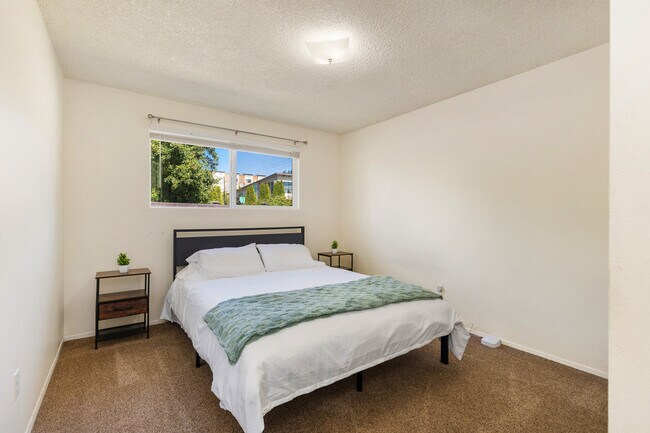 Foto del edificio - 15706 Ash Way