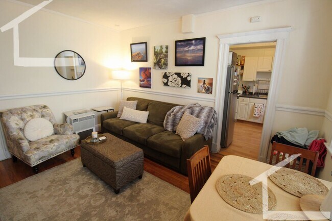 Foto del edificio - Amazing 2bed in Allston.... Don't miss out!