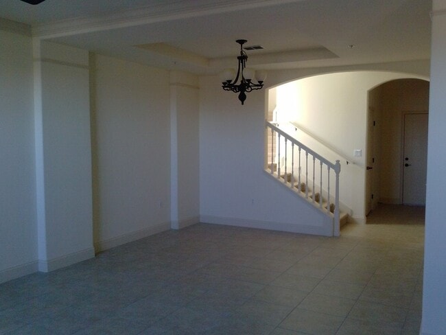 Foto del edificio - 2646 Bella Vista Dr