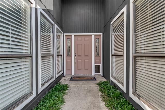 Foto del edificio - 18918 Whitewater Ln