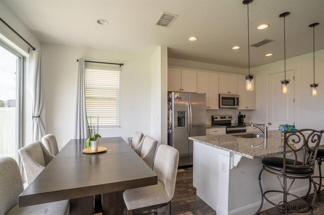 Building Photo - 929 Fallon Hills Dr