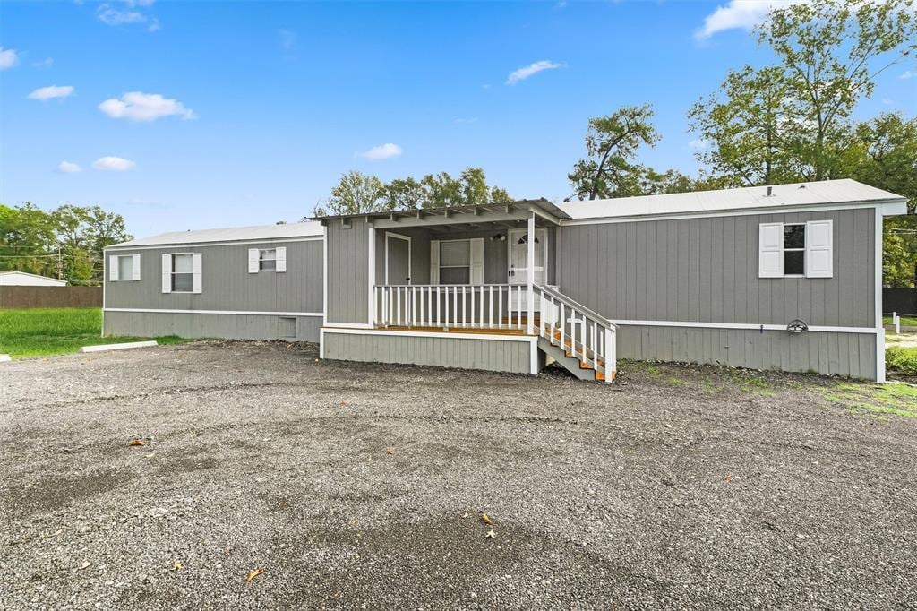 Primary Photo - 21601 Dogwood Dr