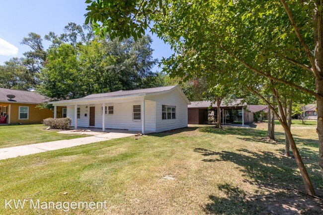 Building Photo - 3 br, 1 bath House - 3795 Buffalo Cir
