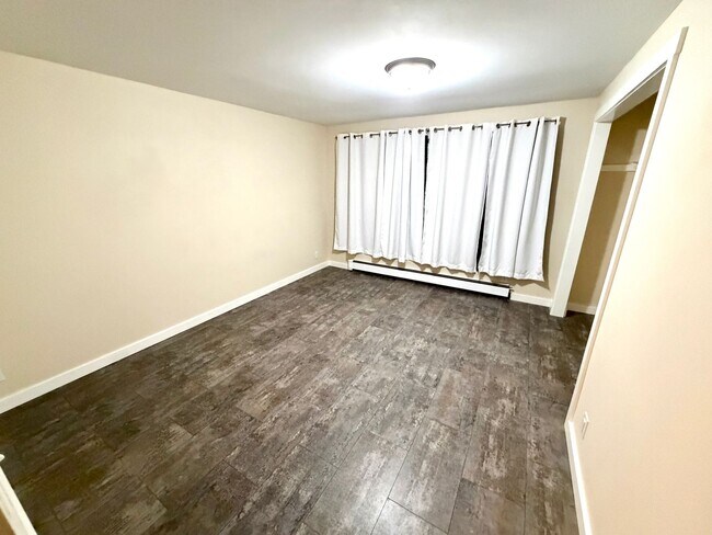 Foto del edificio - Peaceful Gig Harbor Home – Customizable Interior + Private Yard