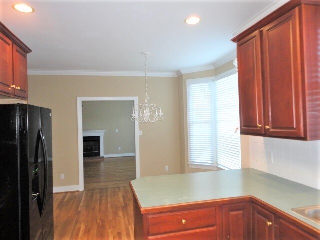 Building Photo - 7706 Tall Meadows Dr