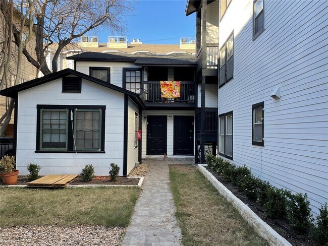 Foto del edificio - West Campus 1 Bed 1 Bath