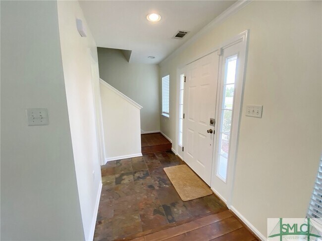 Foto del edificio - 205 Salt Landing Cir