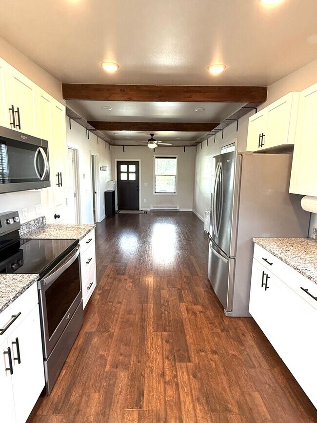 Foto del edificio - 2 Bed 1 Bath Single Family Home in Townsen...
