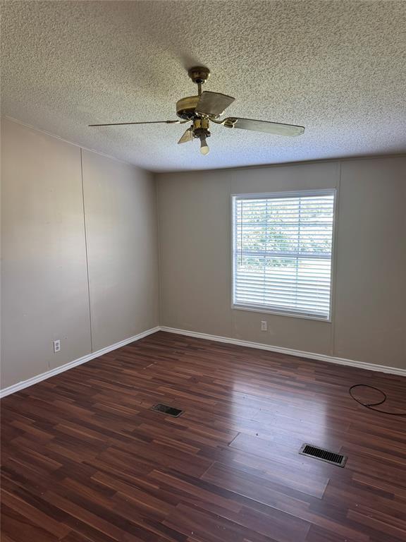 Building Photo - 307 Ella Ln