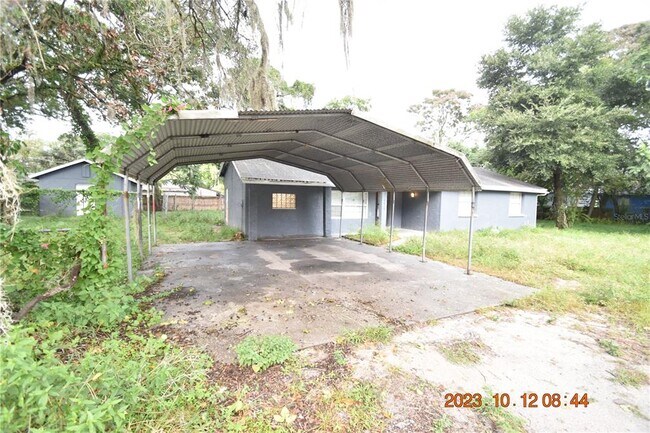 Foto del edificio - 9412 N 15th St
