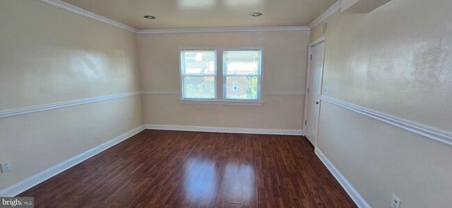 Building Photo - 1255 Meigs Pl NE