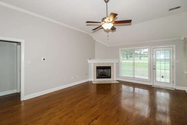 Foto del edificio - 7633 Meadow Ridge Ln