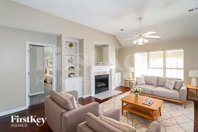 Building Photo - 1413 Leery Cove