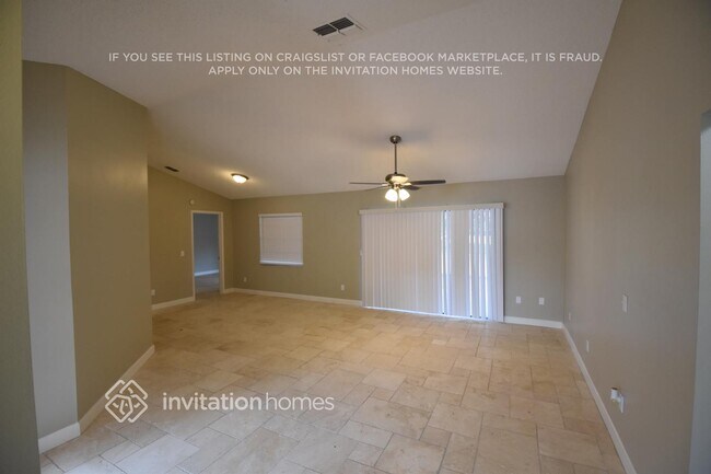 Building Photo - 1617 Carter Oaks Dr
