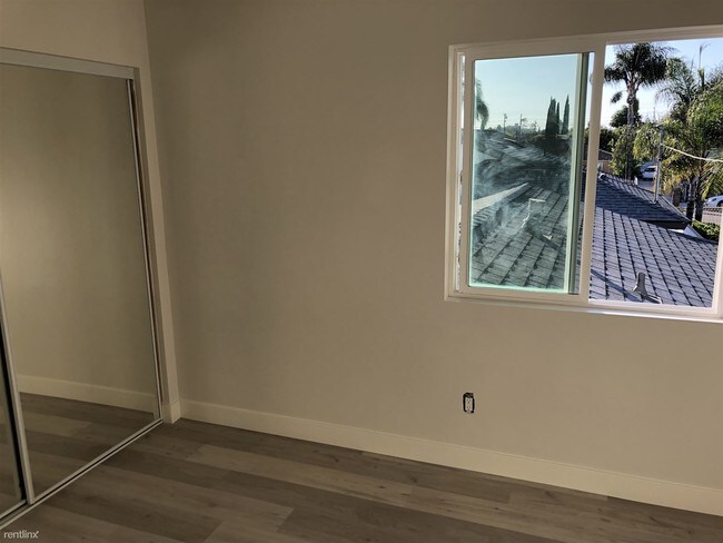 Foto del edificio - 3 br, 2.5 bath House - 730 1/2 Keenan Ave