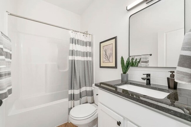 Building Photo - NEW Construction 3 Bedroom Townhome!