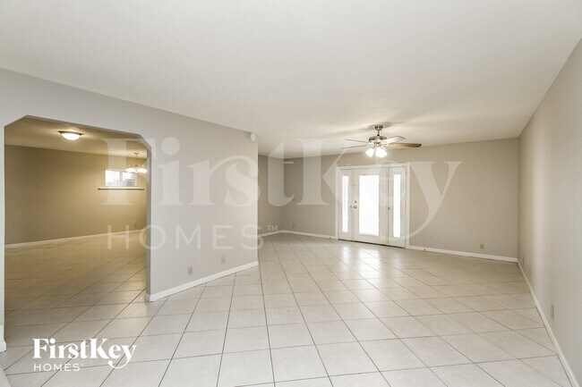 Foto del edificio - 2701 N Hartford St