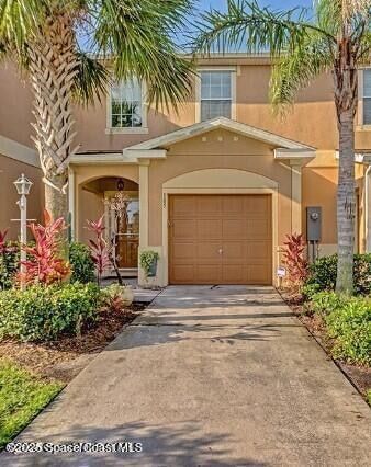 Foto principal - 2660 Revolution St