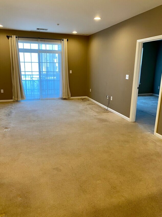 Primary Photo - 2-Bedroom/2-Bathroom Apartment in the Hear...
