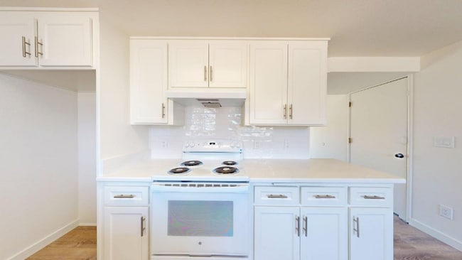 Foto del edificio - 430 Neil Dr