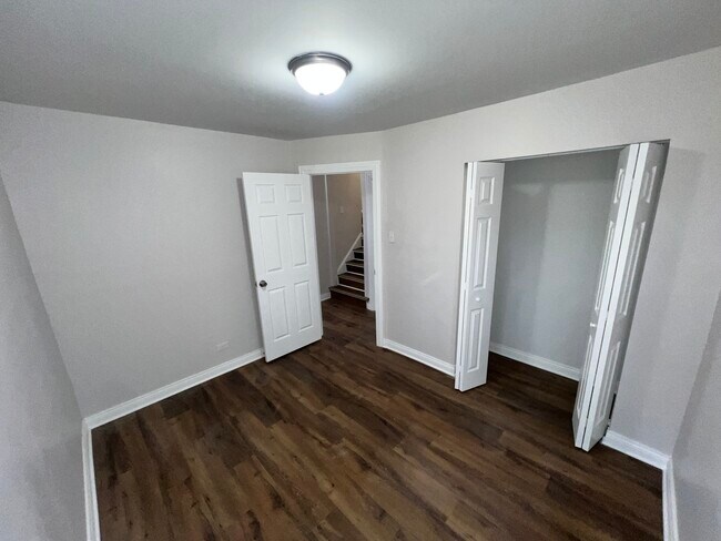 Building Photo - 222 Arcadia St